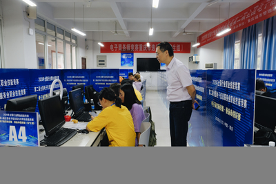 融技賦能·賽教共生 重慶城市管理職業學院承辦全國電子信息服務業職業技能電子商務師競賽紀實